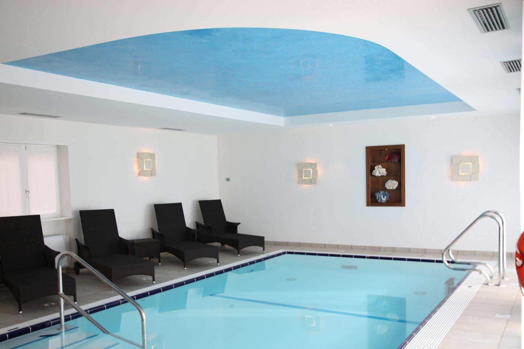 Hotel Garni Corallo Торболе Экстерьер фото